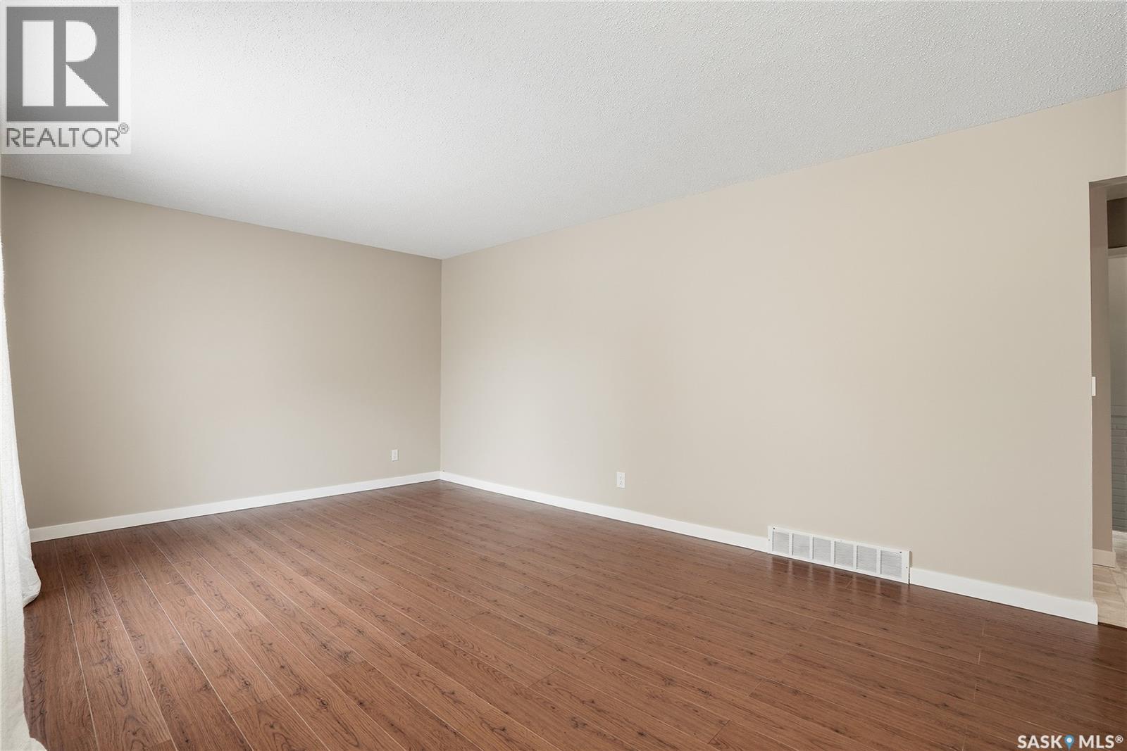 433 K Avenue N, Saskatoon, Saskatchewan  S7L 2M5 - Photo 6 - SK024820