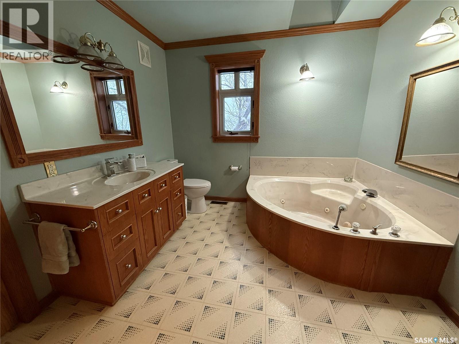 1809 Third Street, Estevan, Saskatchewan  S4A 0T1 - Photo 16 - SK024811