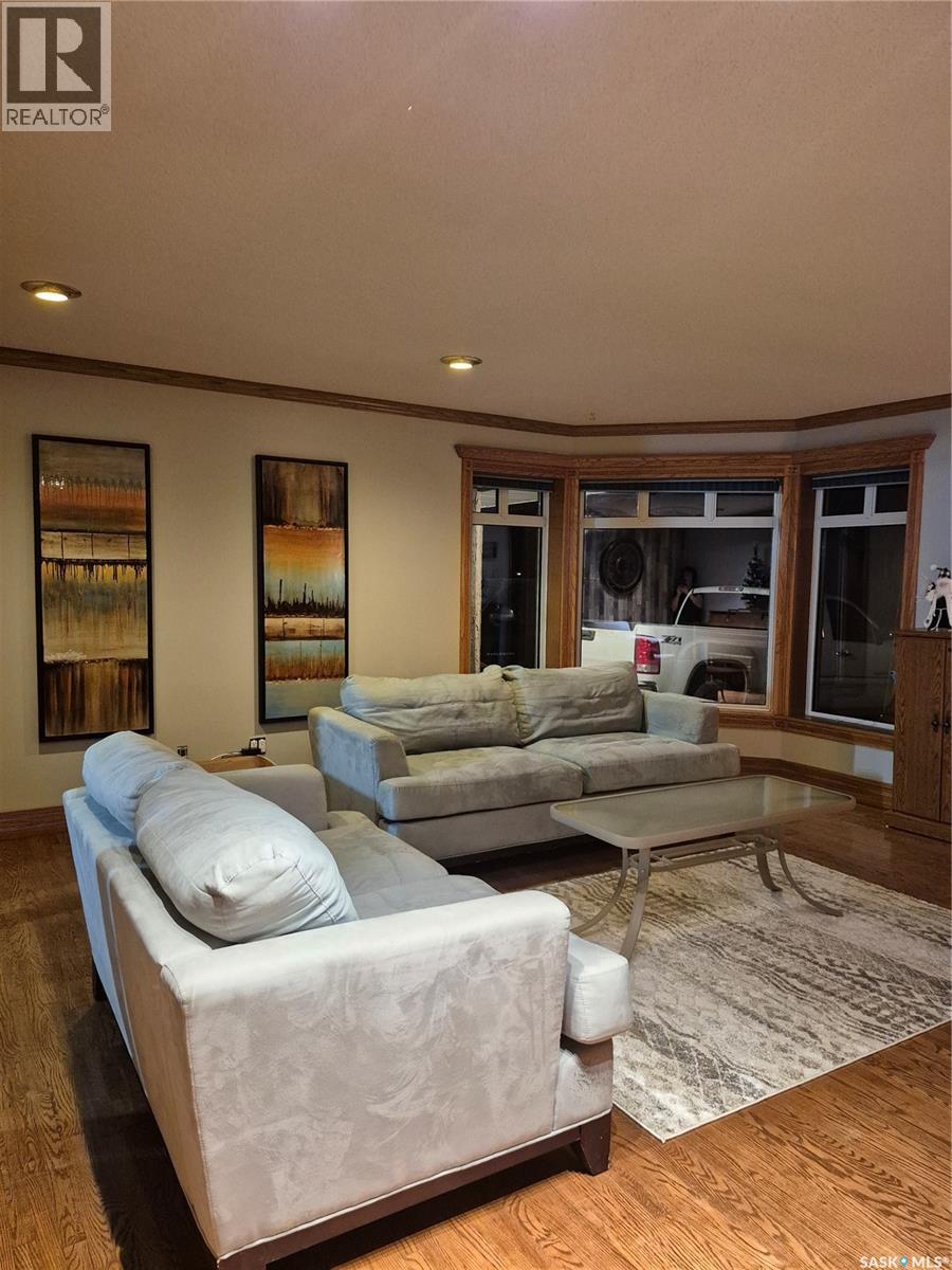 1809 Third Street, Estevan, Saskatchewan  S4A 0T1 - Photo 4 - SK024811