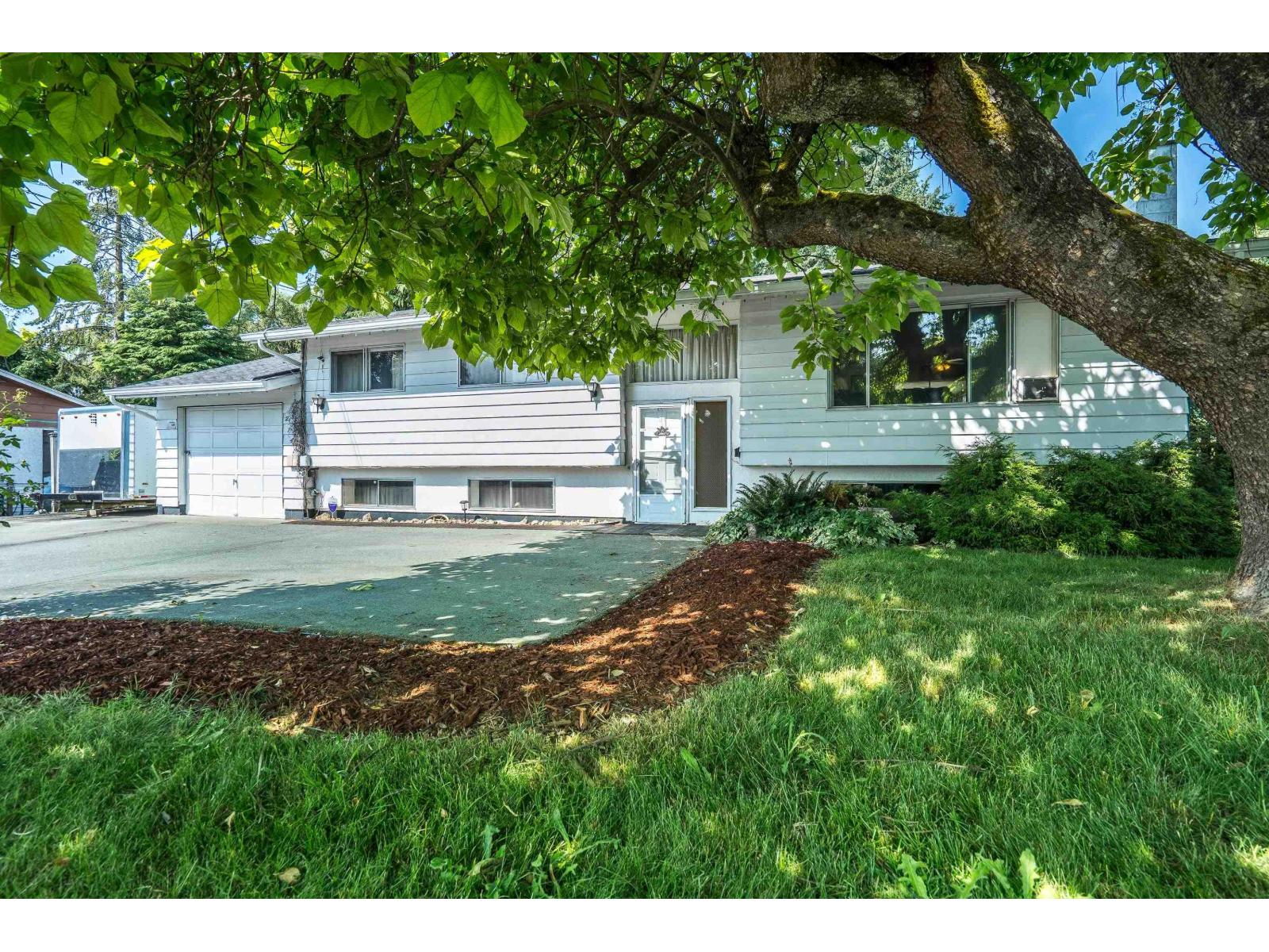 2141 Ware Street, Abbotsford, British Columbia  V2S 3C4 - Photo 3 - R3070529