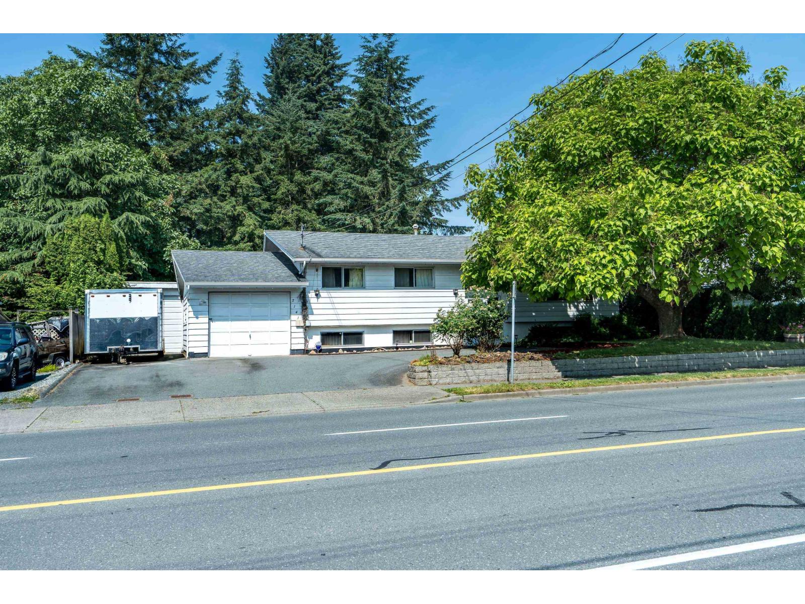 2141 Ware Street, Abbotsford, British Columbia  V2S 3C4 - Photo 1 - R3070529