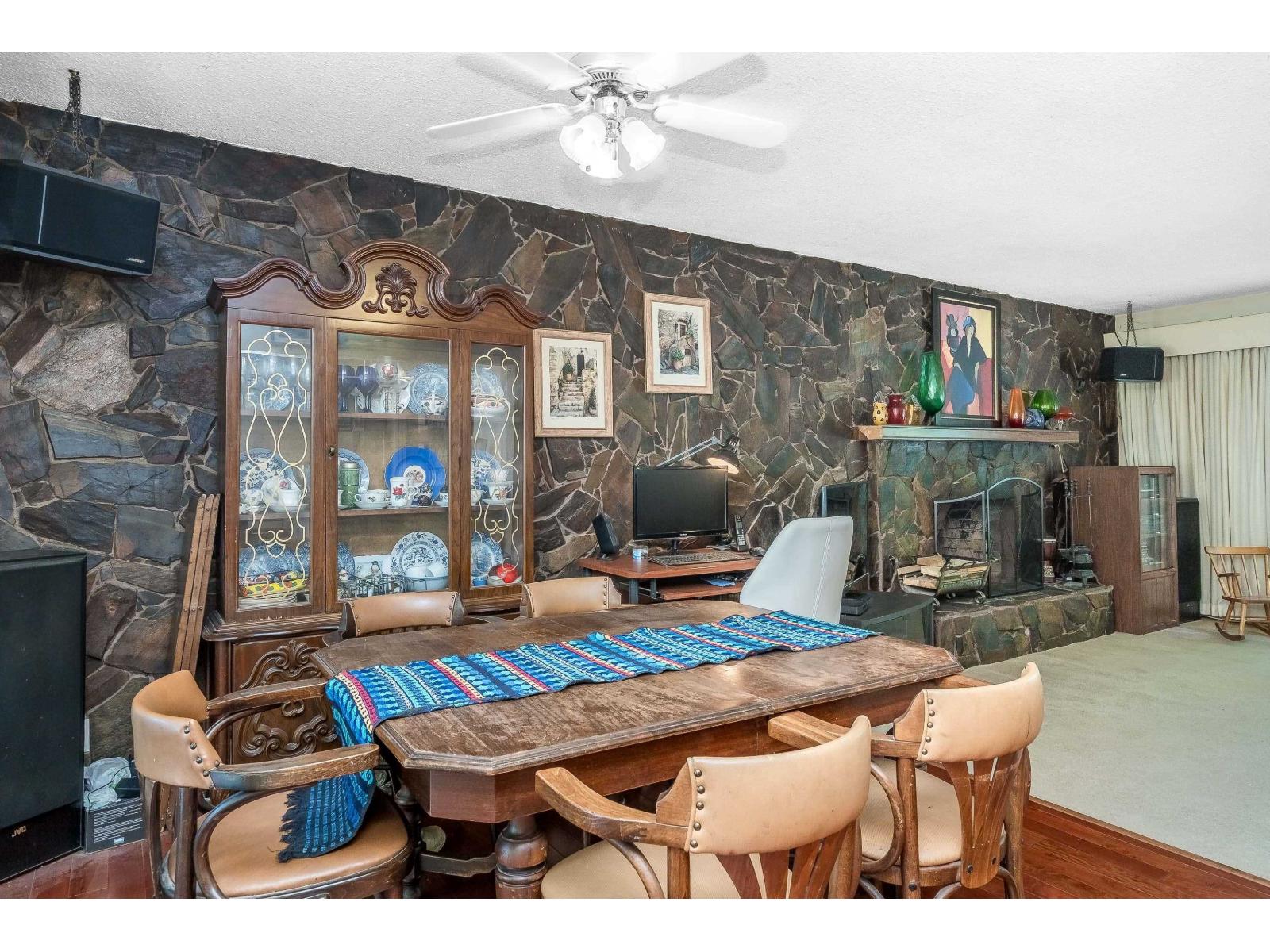 2141 Ware Street, Abbotsford, British Columbia  V2S 3C4 - Photo 11 - R3070529