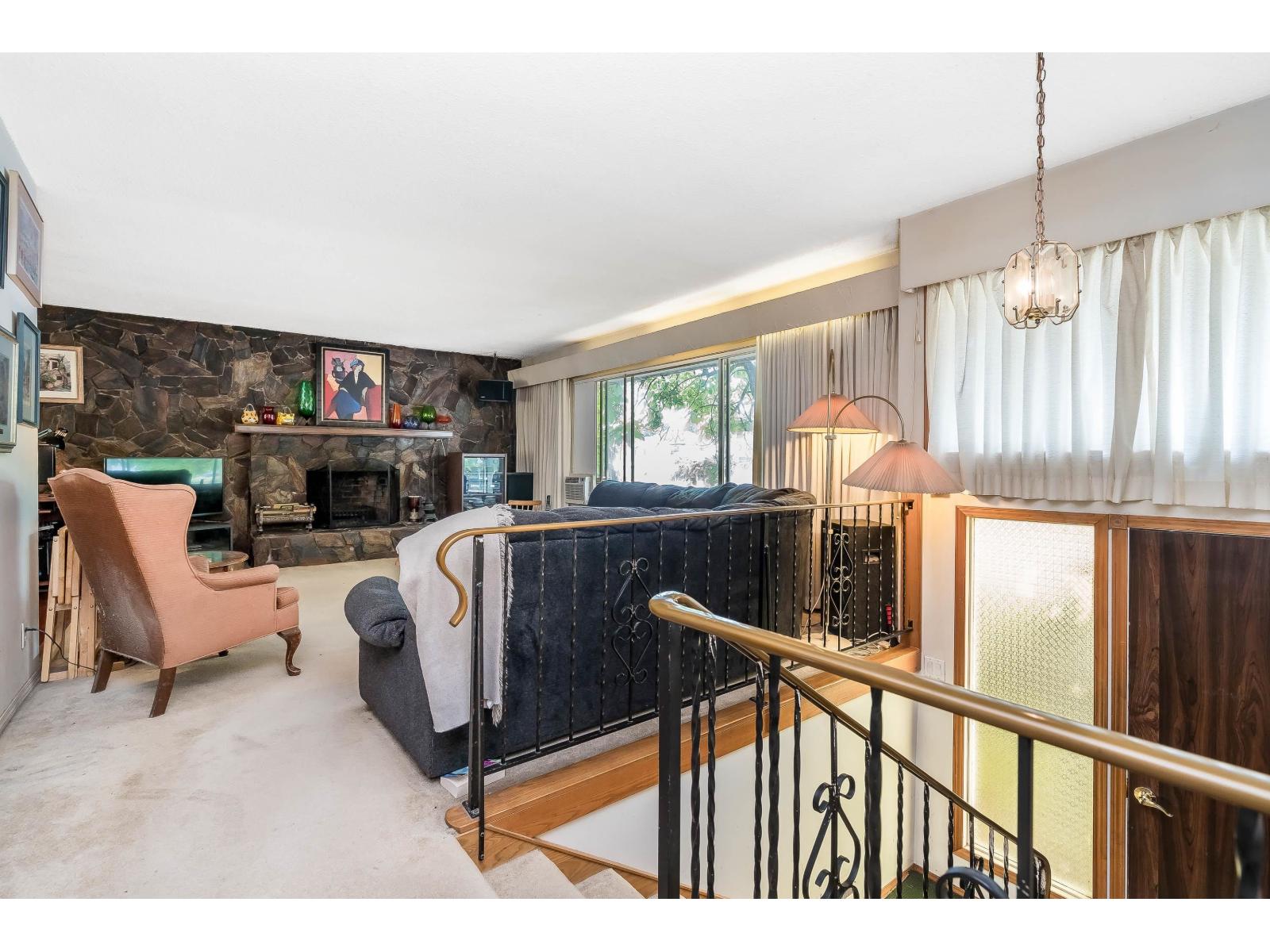 2141 Ware Street, Abbotsford, British Columbia  V2S 3C4 - Photo 4 - R3070529