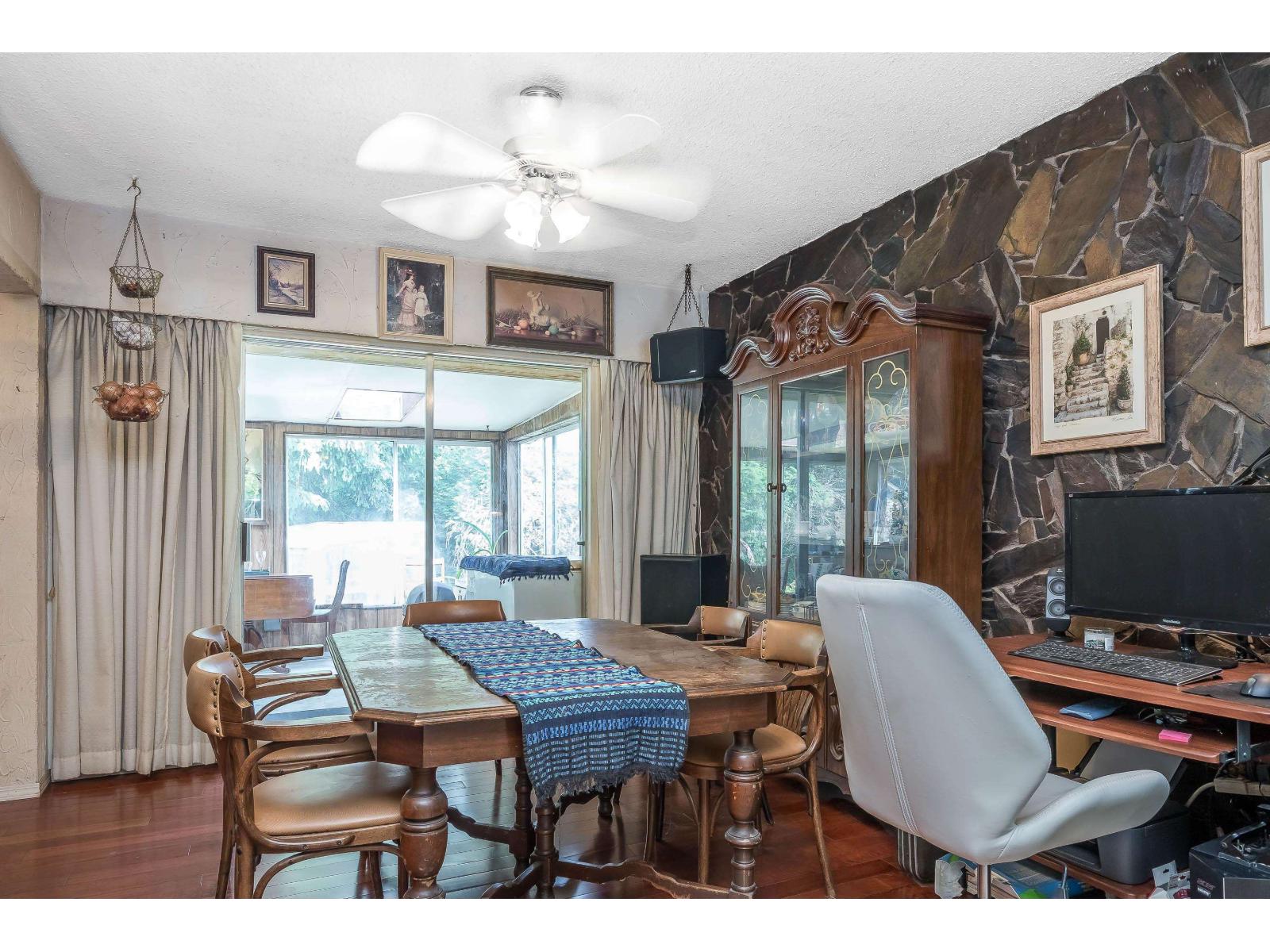 2141 Ware Street, Abbotsford, British Columbia  V2S 3C4 - Photo 9 - R3070529