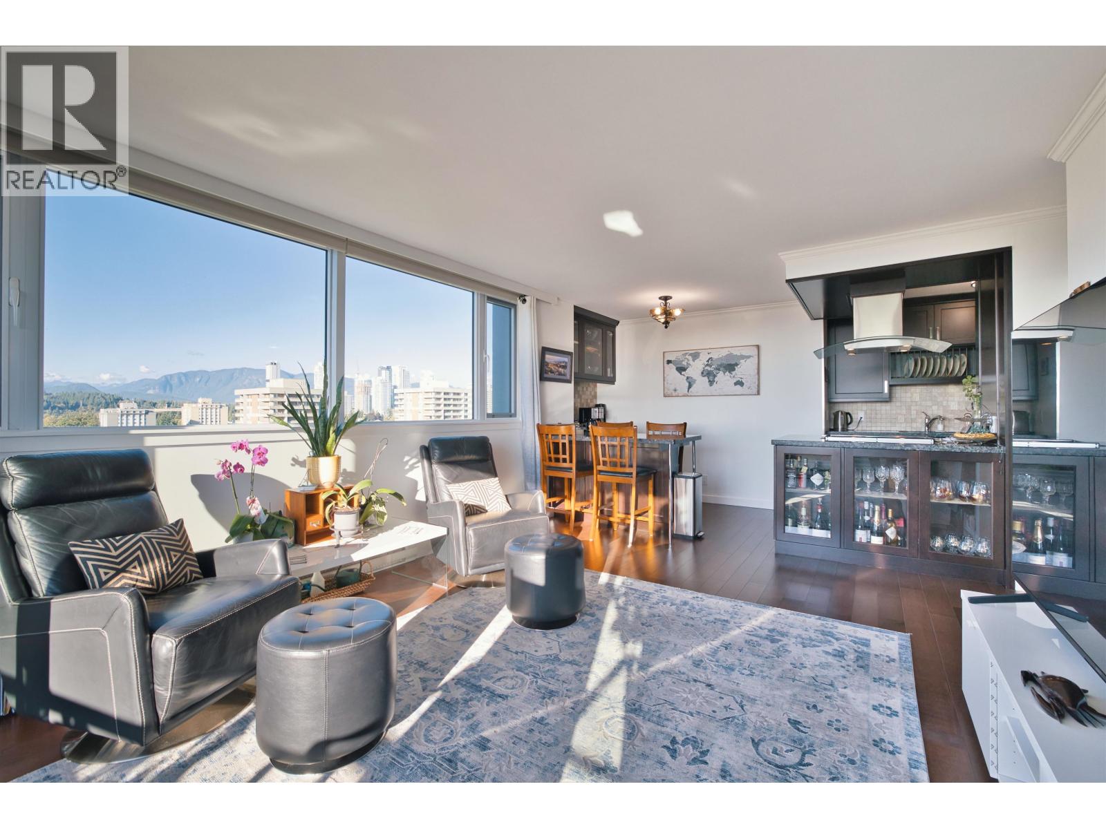 2203 3980 Carrigan Court, Burnaby, British Columbia  V3N 4S6 - Photo 3 - R3070464