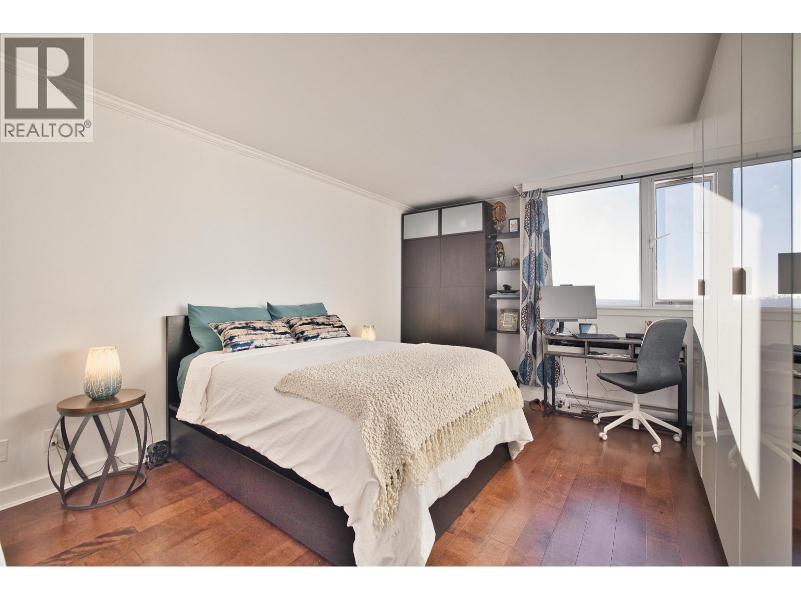 2203 3980 Carrigan Court, Burnaby, British Columbia  V3N 4S6 - Photo 11 - R3070464