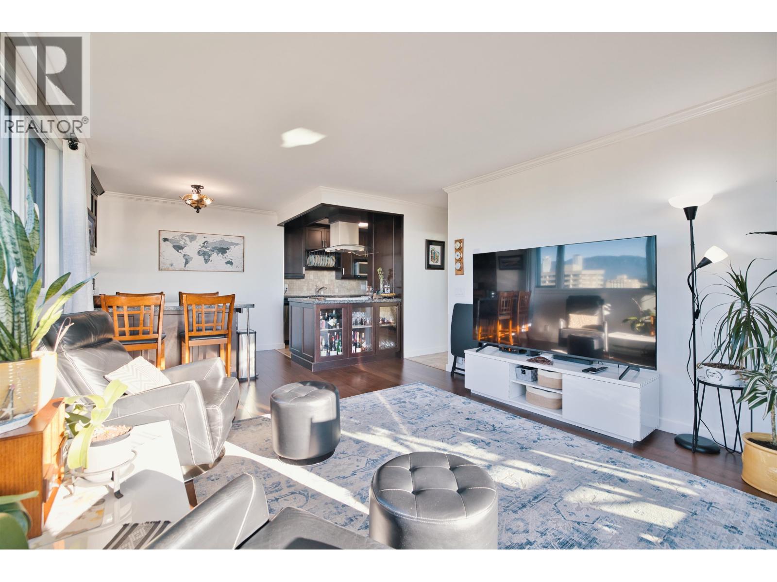 2203 3980 Carrigan Court, Burnaby, British Columbia  V3N 4S6 - Photo 6 - R3070464