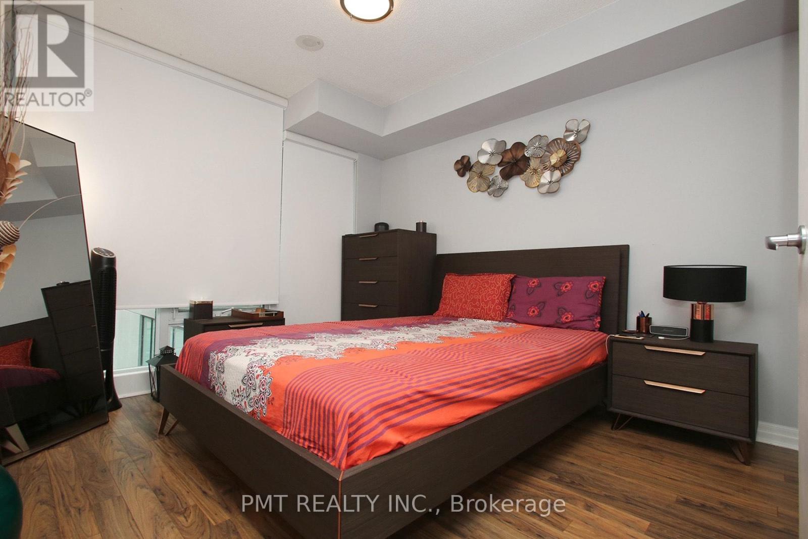 511 - 16 Yonge Street, Toronto, Ontario  M5E 2A1 - Photo 11 - C12582390