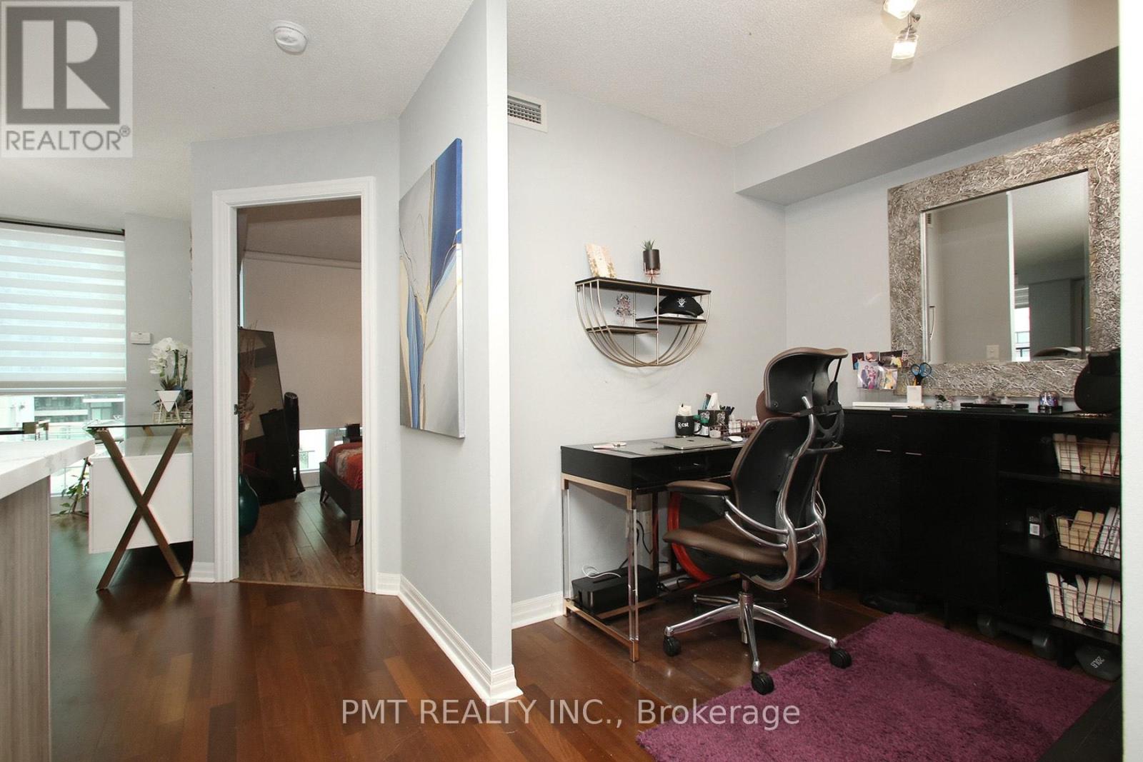 511 - 16 Yonge Street, Toronto, Ontario  M5E 2A1 - Photo 12 - C12582390
