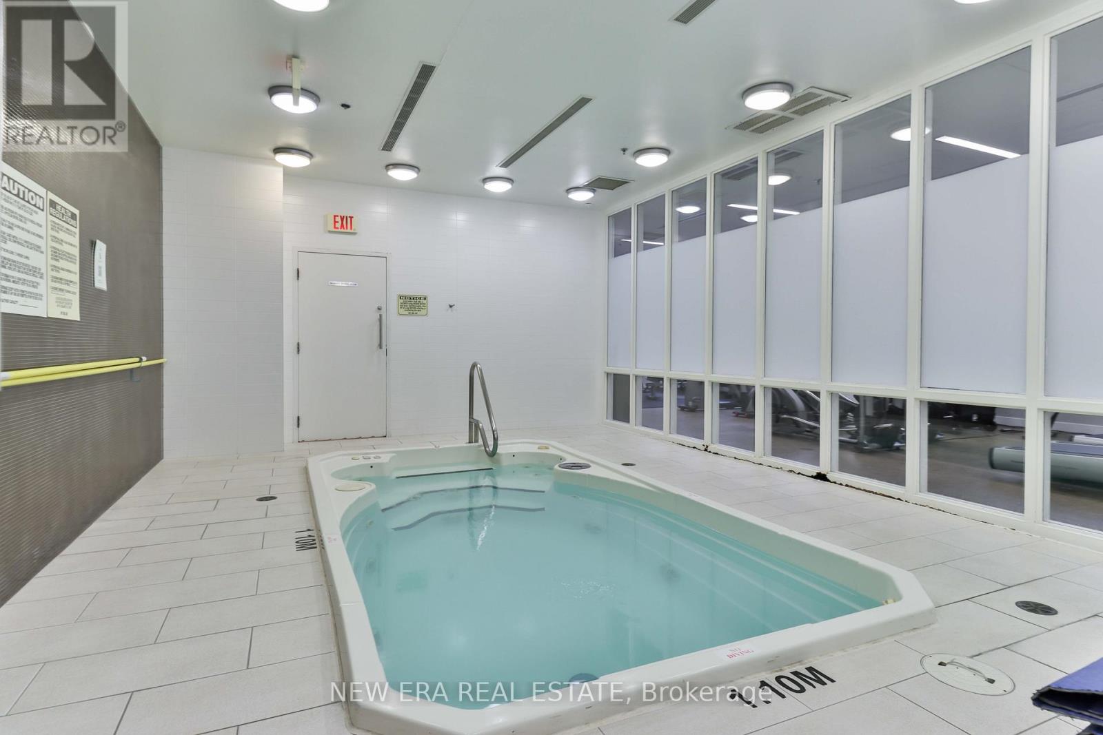 411 - 126 Simcoe Street, Toronto, Ontario  M5H 4E6 - Photo 15 - C12582410