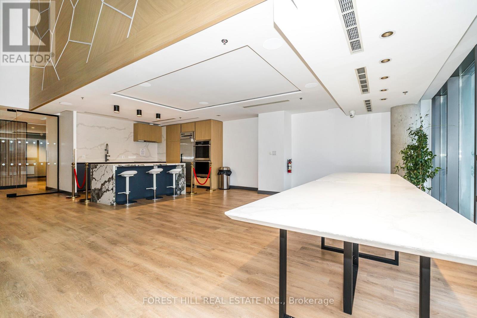 605 - 281 Mutual Street, Toronto, Ontario M4Y 3C4 - Photo 35 - C12582454