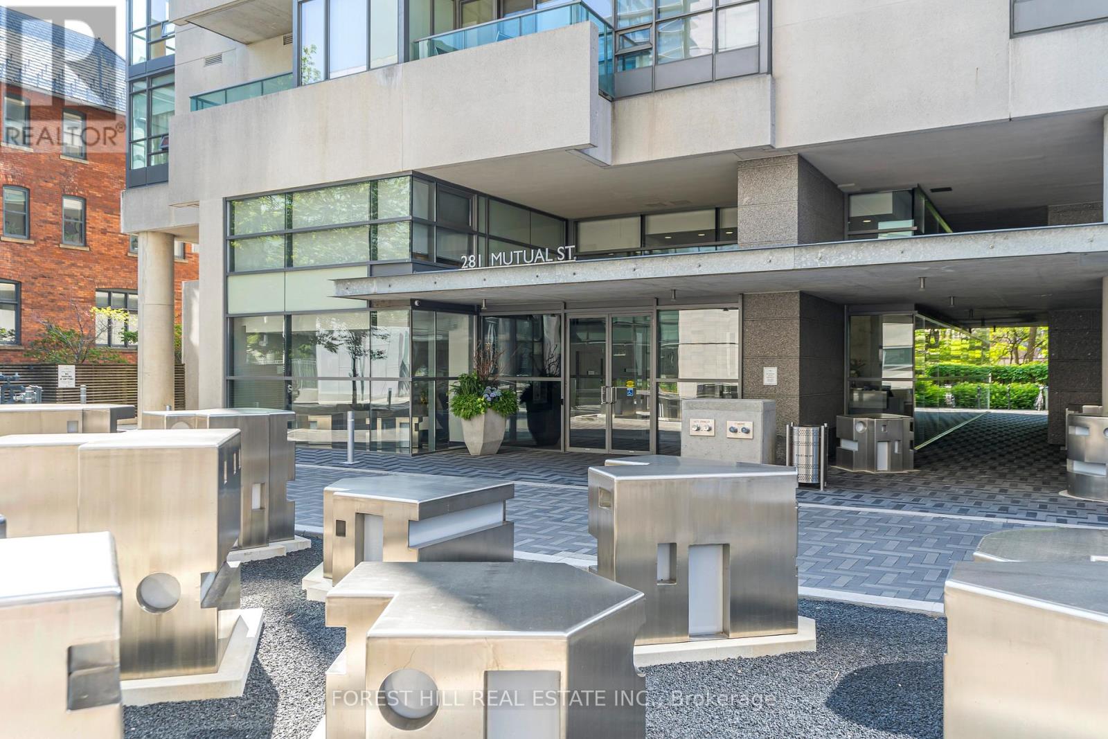 605 - 281 Mutual Street, Toronto, Ontario M4Y 3C4 - Photo 7 - C12582454