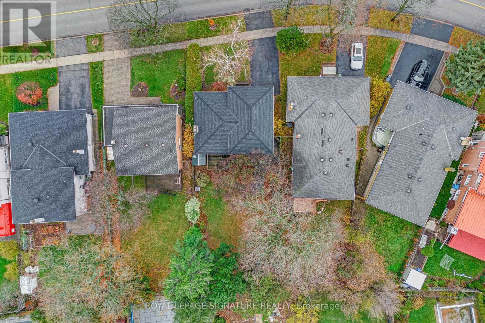 44 Tollerton Avenue, Toronto, Ontario  M2K 2H3 - Photo 11 - C12582492