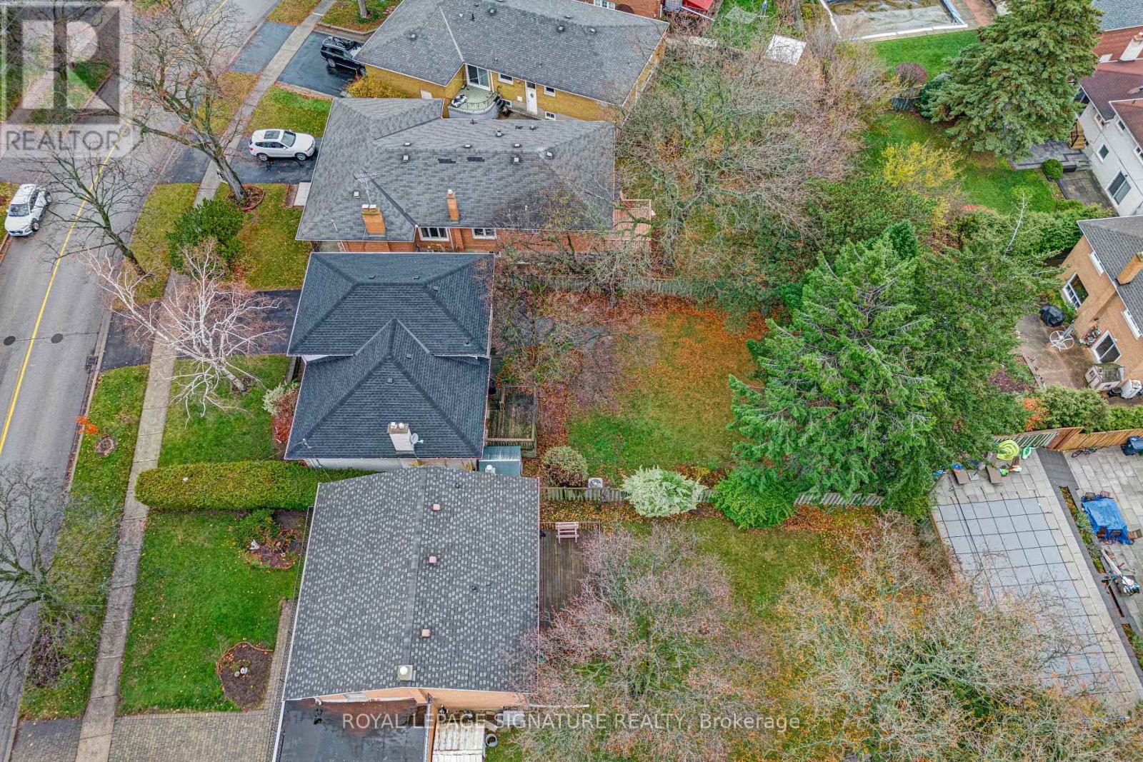 44 Tollerton Avenue, Toronto, Ontario  M2K 2H3 - Photo 12 - C12582492