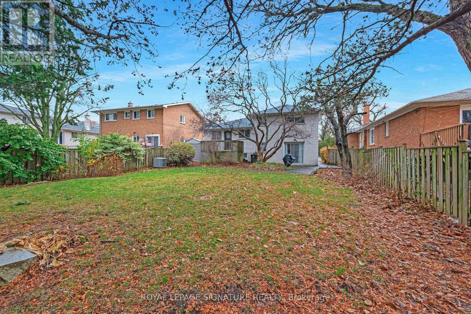 44 Tollerton Avenue, Toronto, Ontario  M2K 2H3 - Photo 8 - C12582492