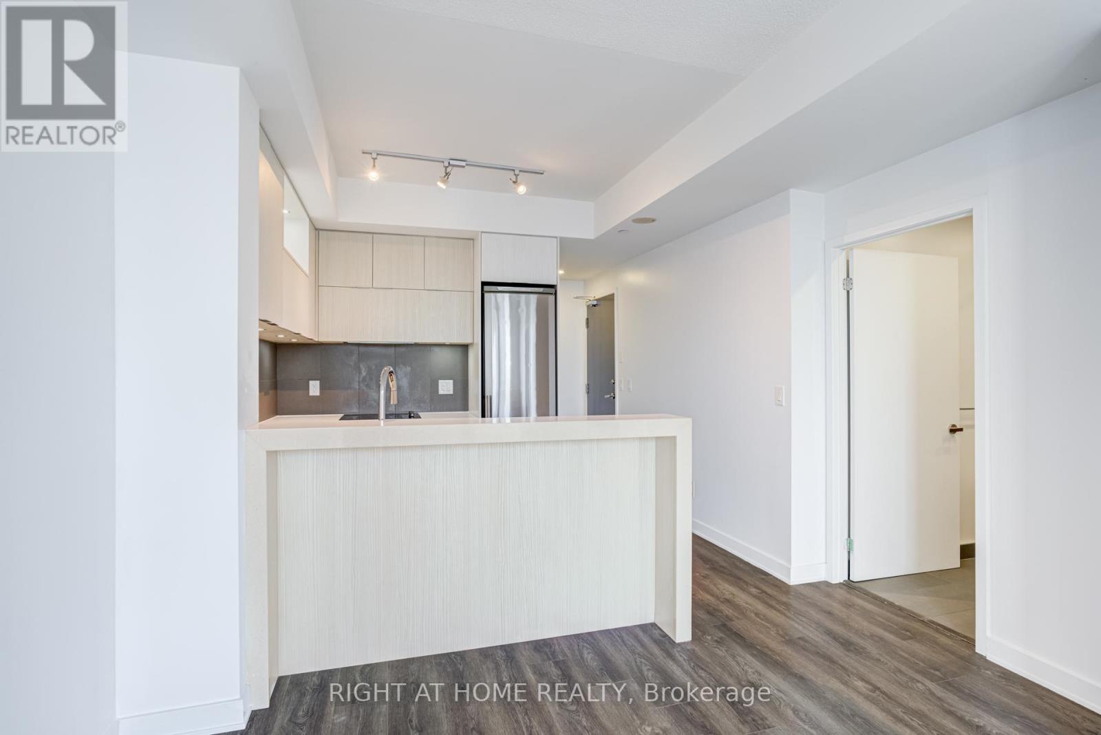 2213 - 55 Regent Park Boulevard, Toronto, Ontario  M5A 0C2 - Photo 10 - C12582506