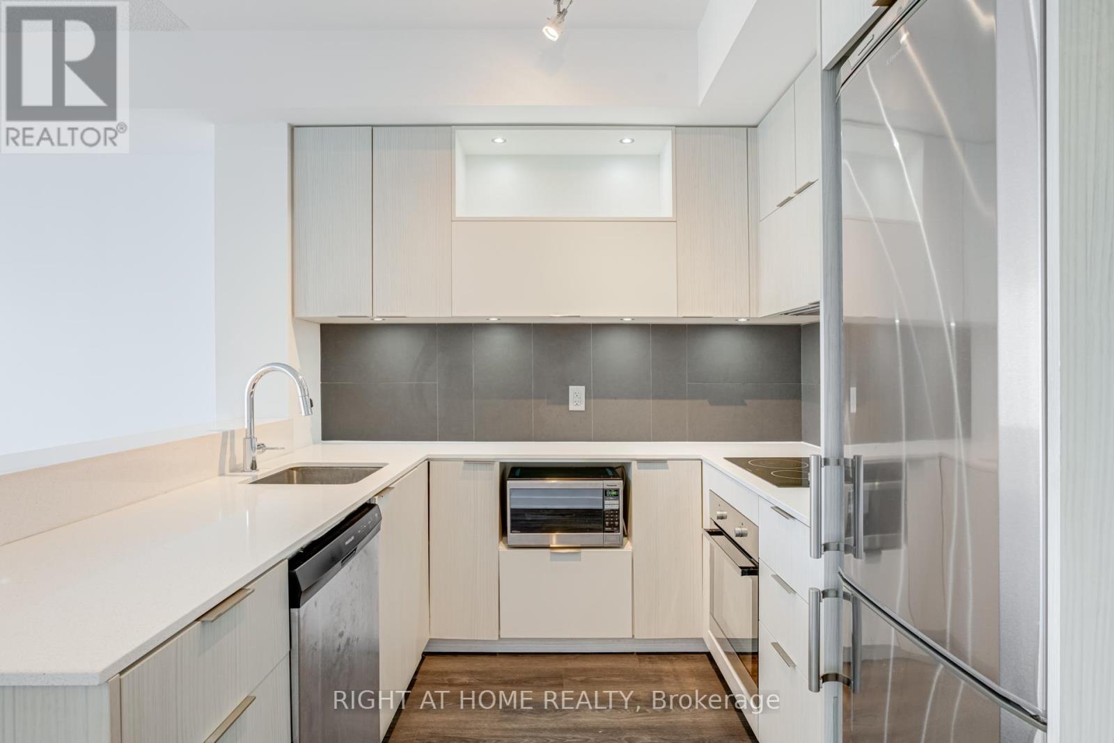 2213 - 55 Regent Park Boulevard, Toronto, Ontario  M5A 0C2 - Photo 16 - C12582506