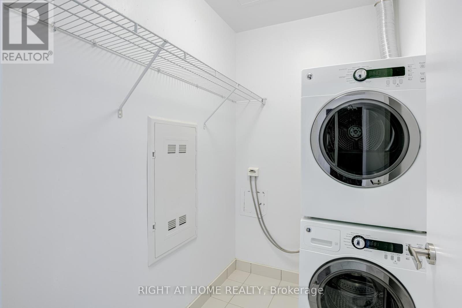 2213 - 55 Regent Park Boulevard, Toronto, Ontario  M5A 0C2 - Photo 36 - C12582506