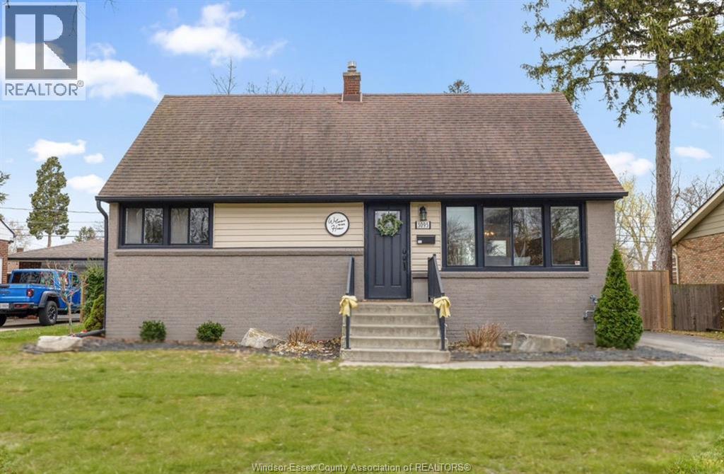 MLS# 25030697: 3095 ACADEMY DRIVE, Windsor, Canada