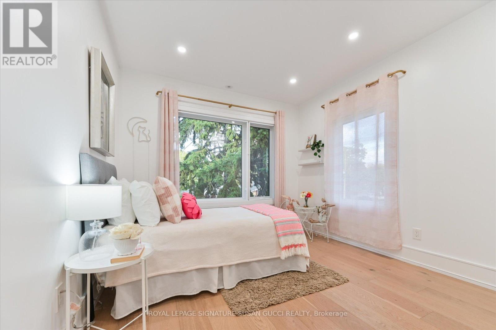 32 Treadway Boulevard, Toronto, Ontario  M4C 2Z7 - Photo 27 - E12582330