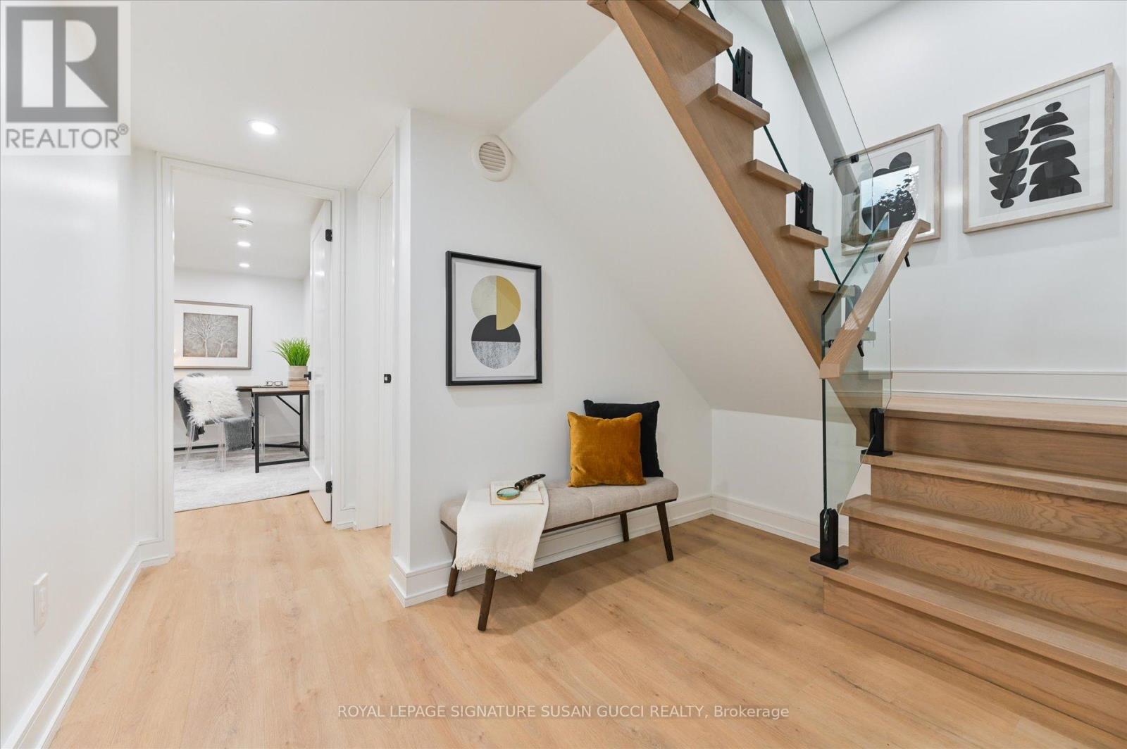 32 Treadway Boulevard, Toronto, Ontario  M4C 2Z7 - Photo 33 - E12582330