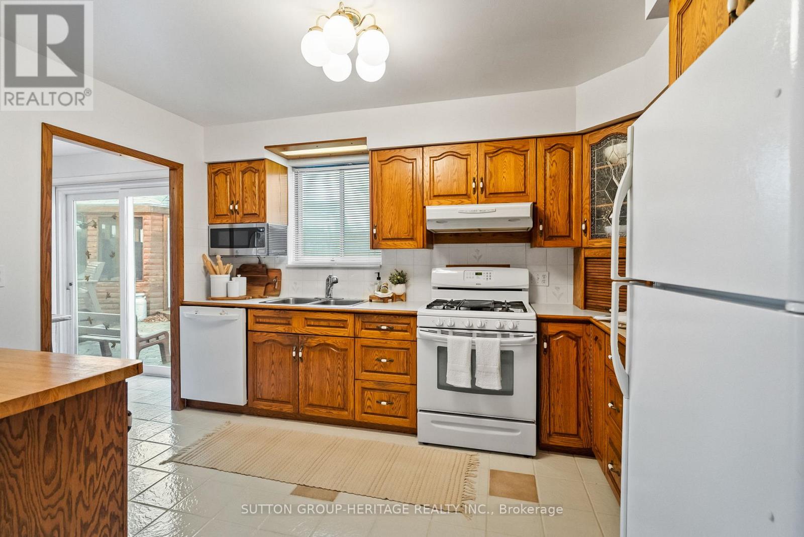 998 Cardinal Court, Oshawa, Ontario  L1G 6Y4 - Photo 11 - E12582412