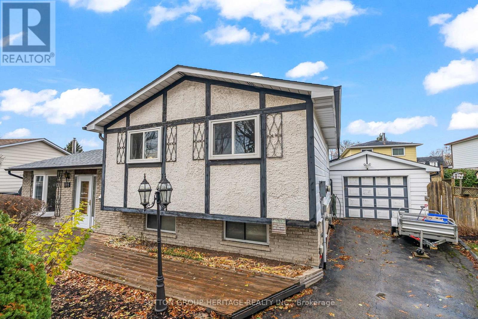 998 Cardinal Court, Oshawa, Ontario  L1G 6Y4 - Photo 2 - E12582412