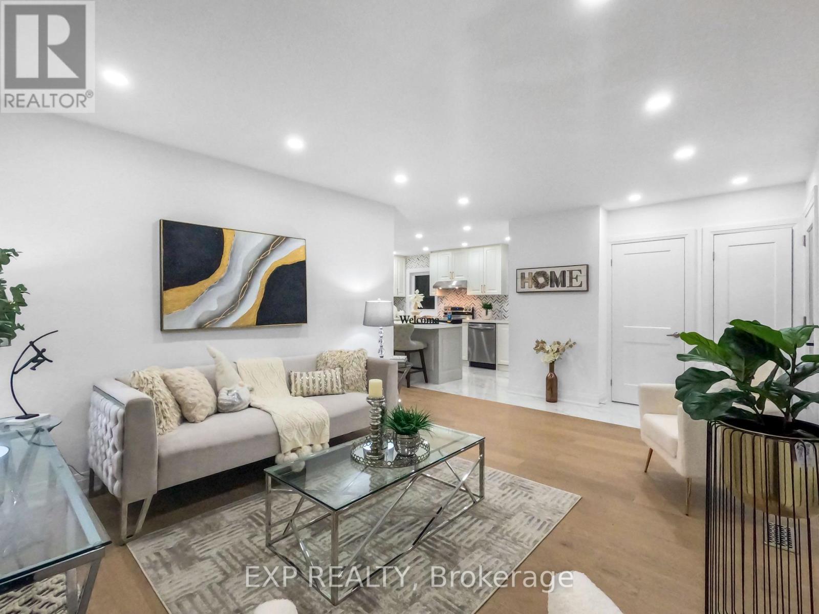 134 Glenshephard Drive, Toronto, Ontario  M1K 4N6 - Photo 8 - E12580572