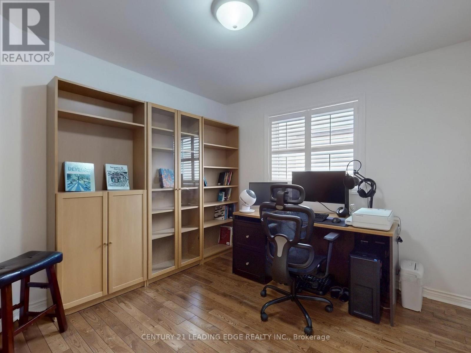 77 Sunbird Boulevard, Georgina, Ontario  L4P 3V8 - Photo 25 - N12582346