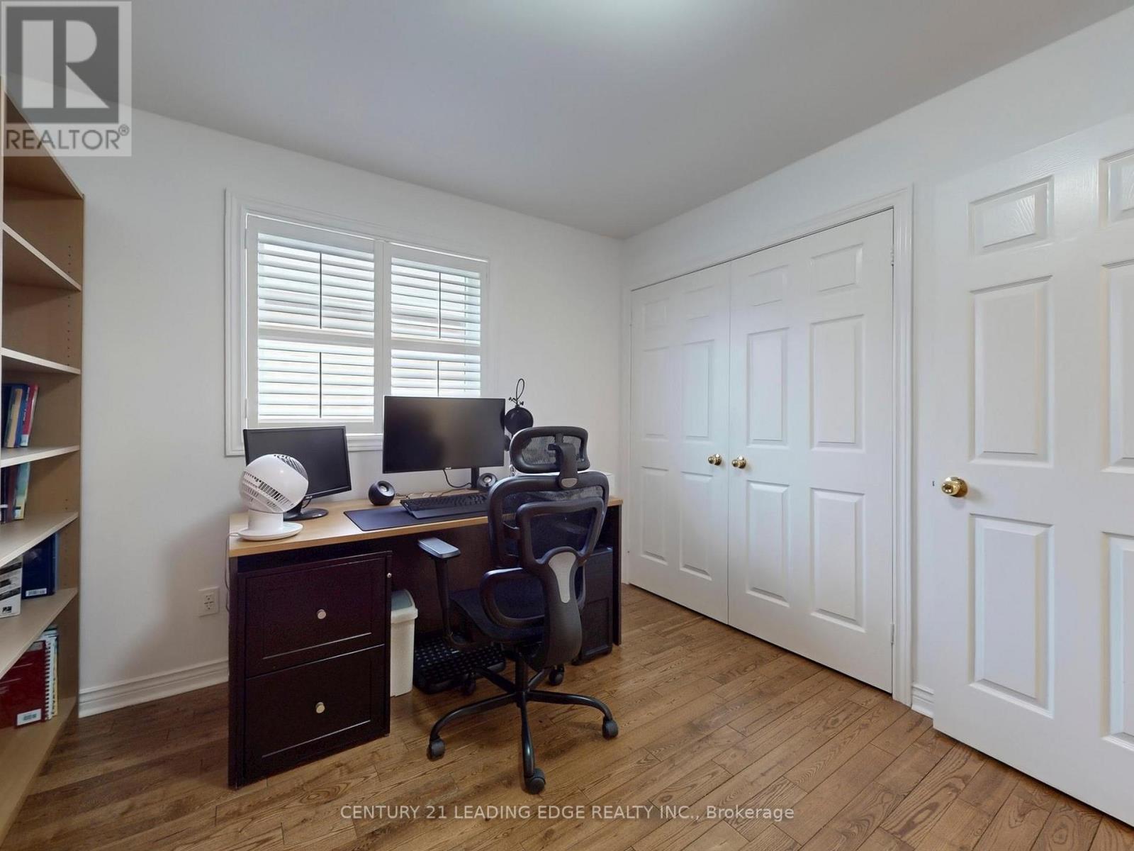 77 Sunbird Boulevard, Georgina, Ontario  L4P 3V8 - Photo 26 - N12582346