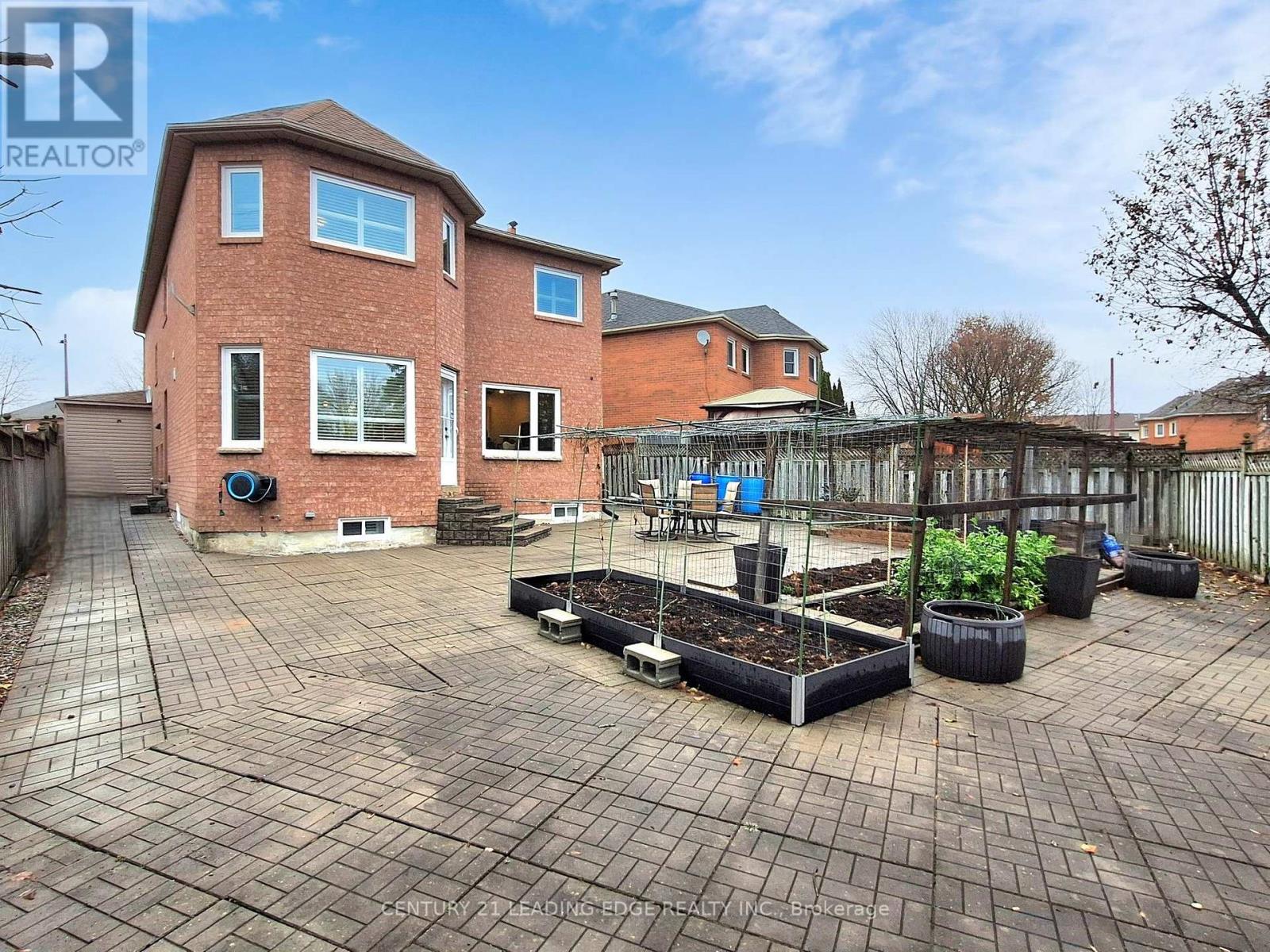 77 Sunbird Boulevard, Georgina, Ontario  L4P 3V8 - Photo 37 - N12582346