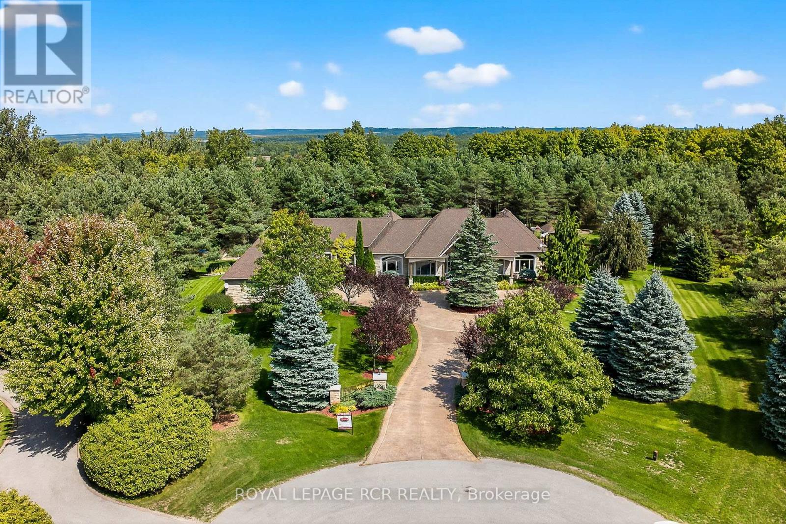 7 Sugarbush Lane, Uxbridge, Ontario  L9P 2A1 - Photo 2 - N12582352