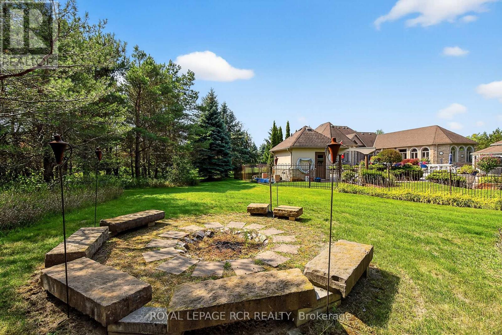 7 Sugarbush Lane, Uxbridge, Ontario  L9P 2A1 - Photo 41 - N12582352