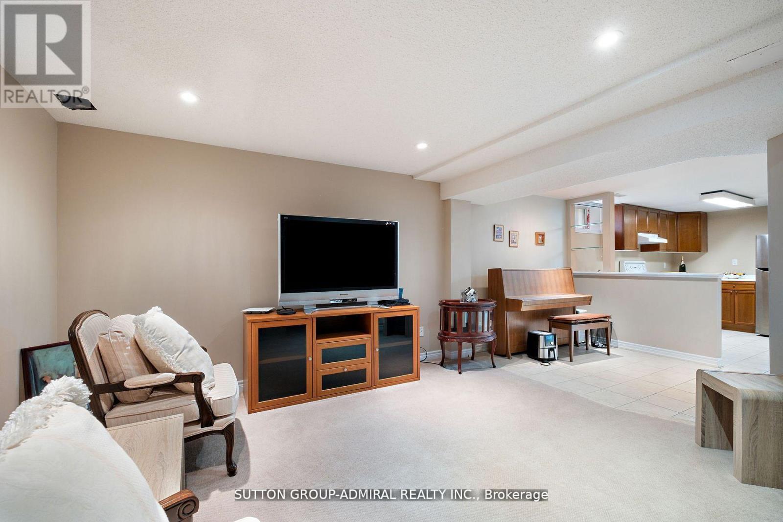 19 Langtry Place, Vaughan, Ontario  L4J 8K8 - Photo 28 - N12582360