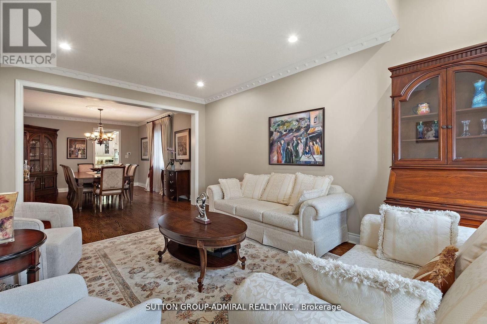 19 Langtry Place, Vaughan, Ontario  L4J 8K8 - Photo 6 - N12582360