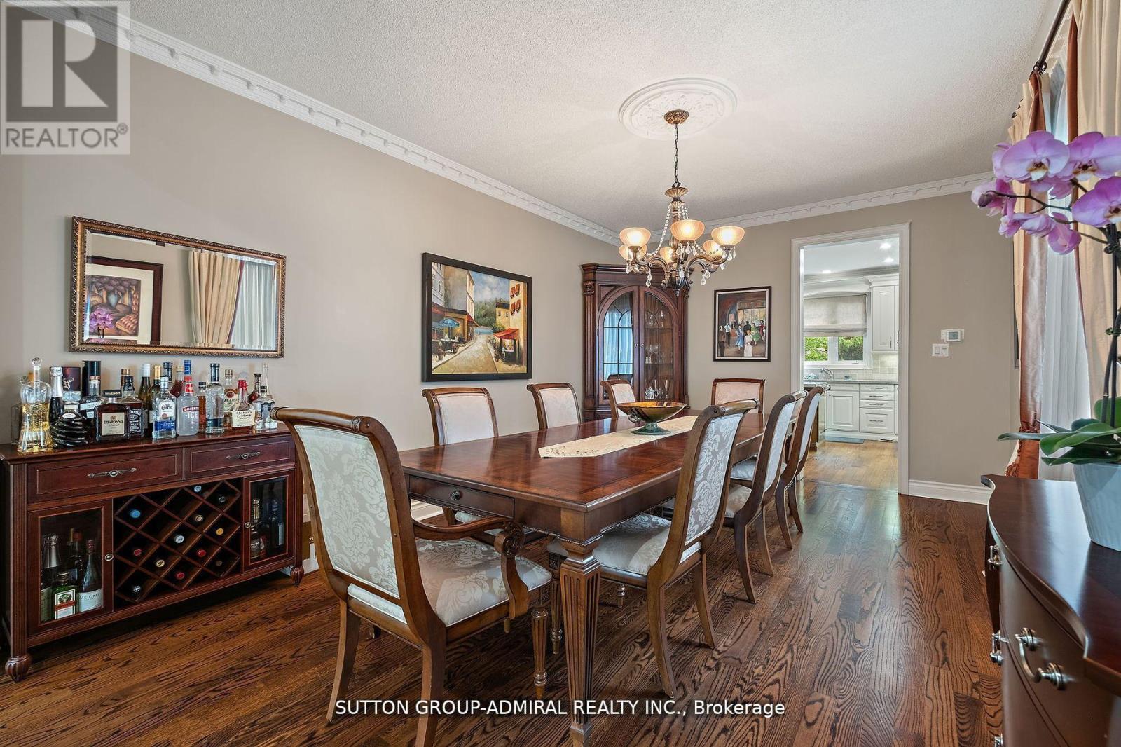 19 Langtry Place, Vaughan, Ontario  L4J 8K8 - Photo 9 - N12582360