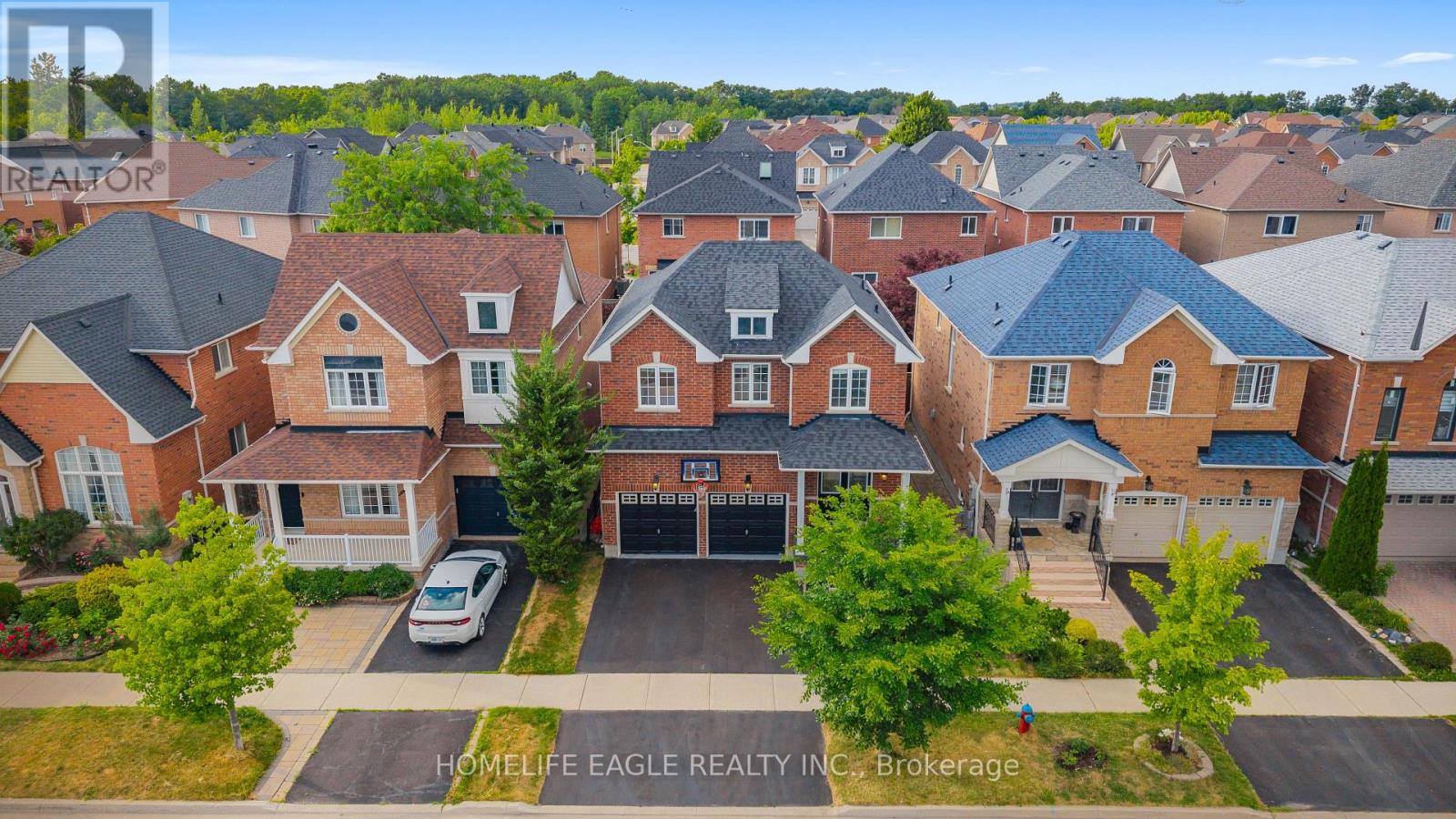 90 Barnwood Drive, Richmond Hill, Ontario  L4E 5A2 - Photo 39 - N12582408