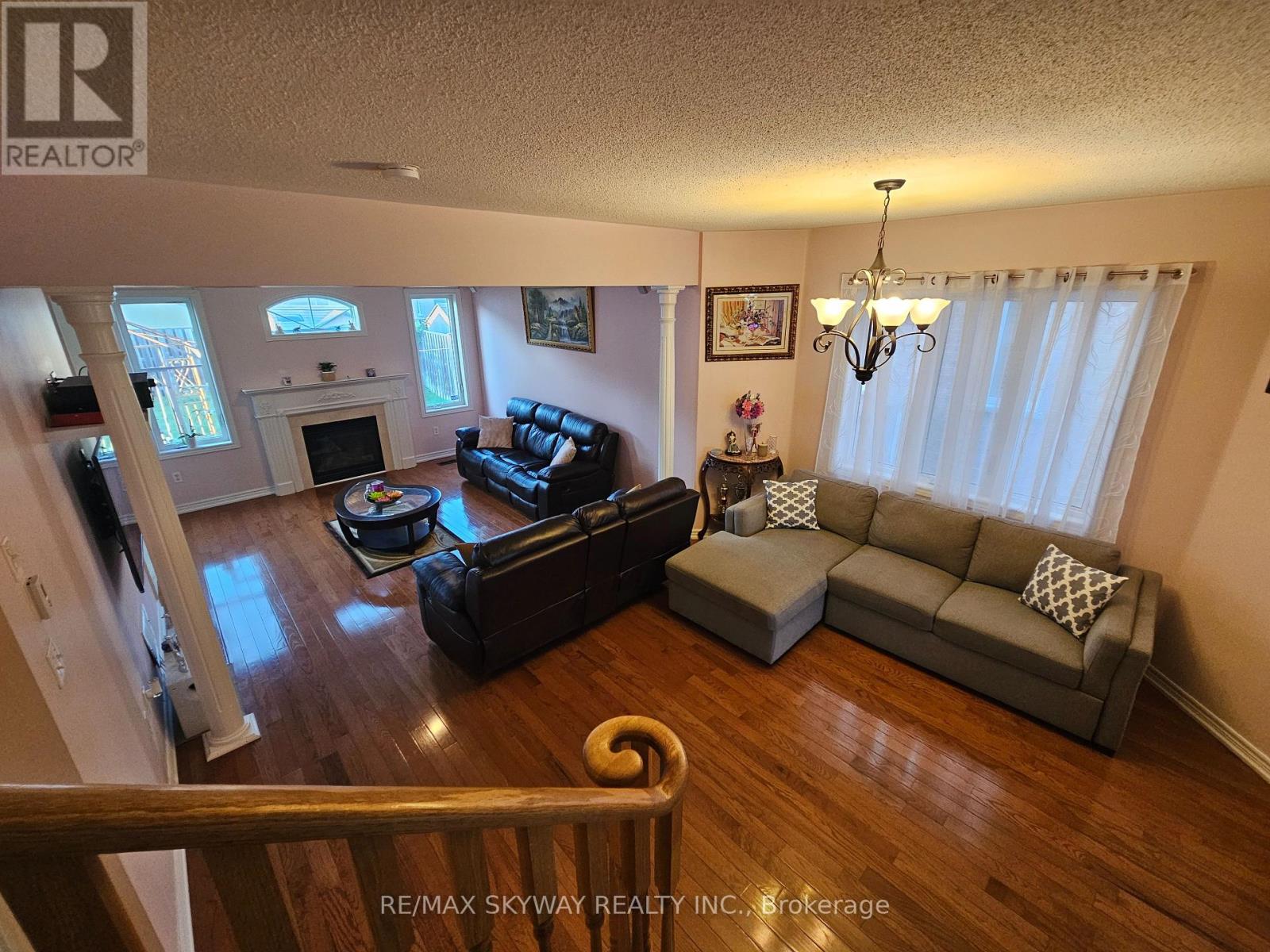 34 Terrance Drive, Markham, Ontario  L6B 0M2 - Photo 10 - N12582516