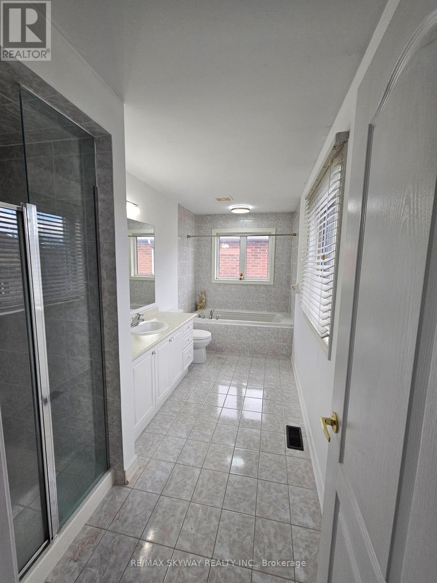 34 Terrance Drive, Markham, Ontario  L6B 0M2 - Photo 20 - N12582516