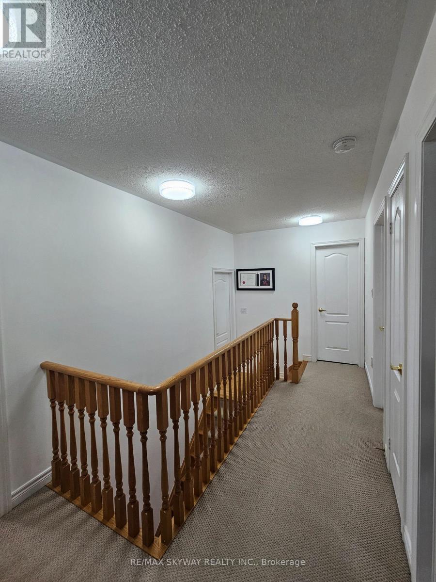 34 Terrance Drive, Markham, Ontario  L6B 0M2 - Photo 22 - N12582516