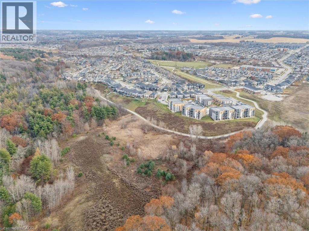 261 Woodbine Avenue Unit# 35, Kitchener, Ontario  N2R 0S7 - Photo 38 - 40790812