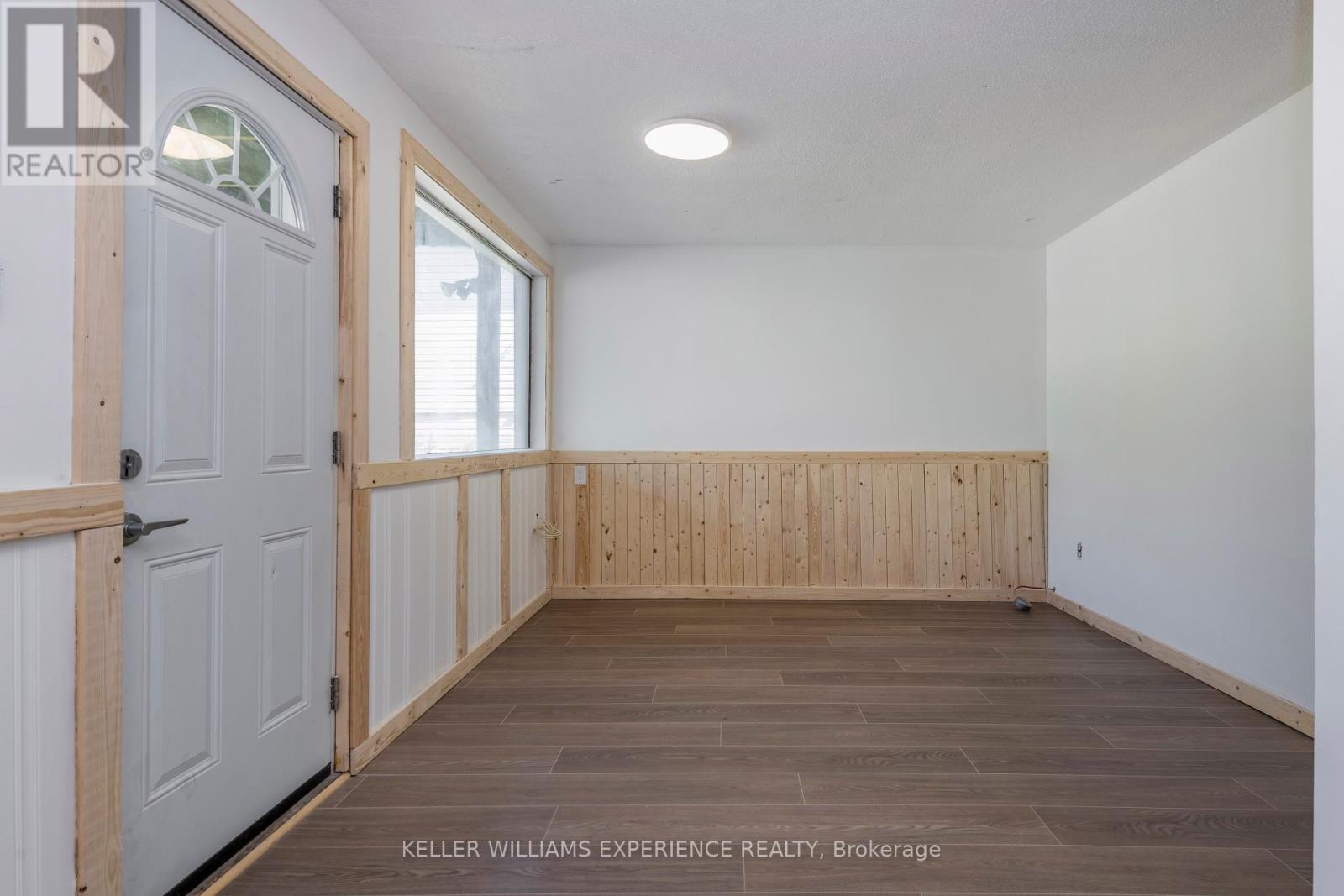 1153 Sylvan Glen Drive, Ramara, Ontario  L0K 1B0 - Photo 4 - S12582340