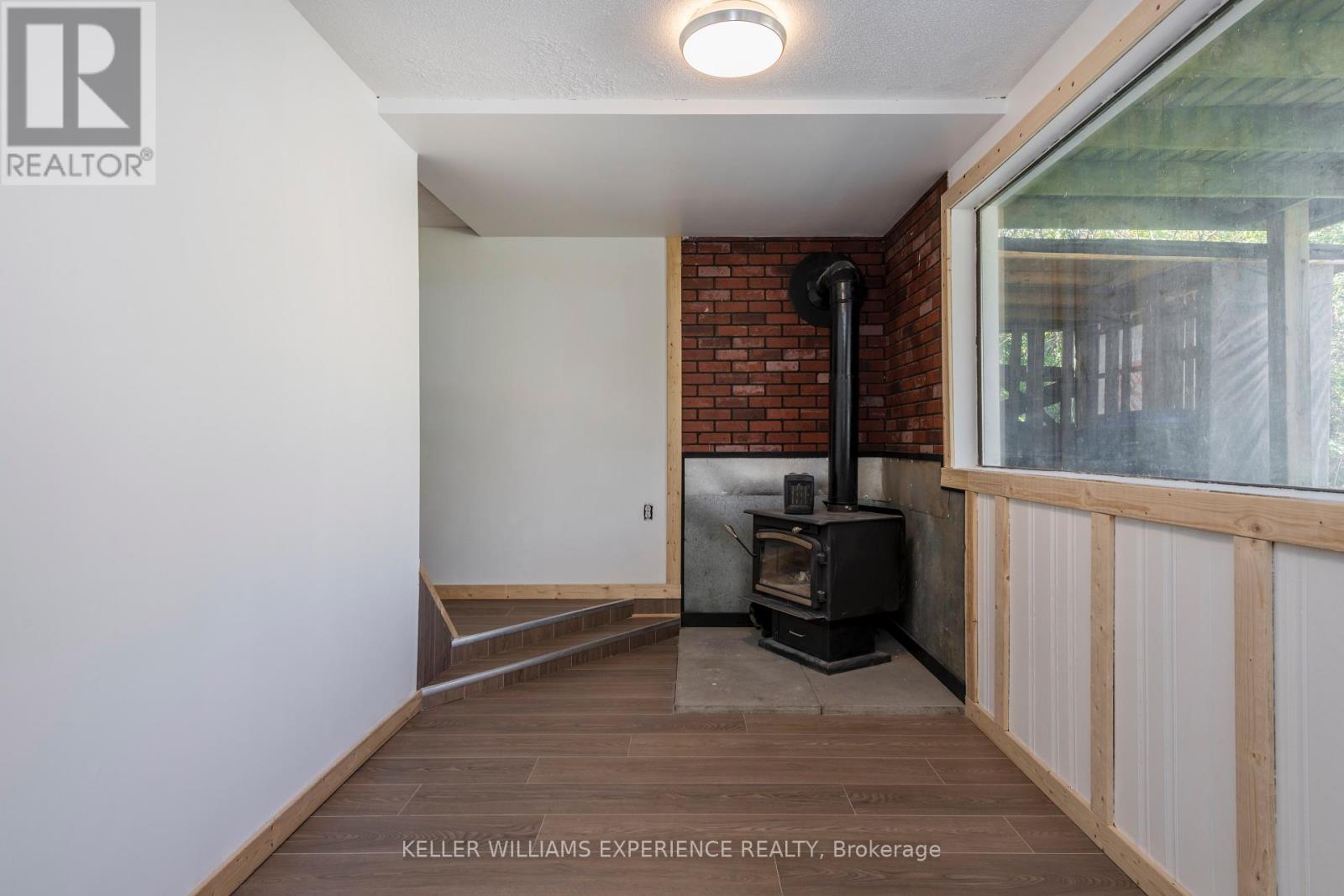 1153 Sylvan Glen Drive, Ramara, Ontario  L0K 1B0 - Photo 6 - S12582340