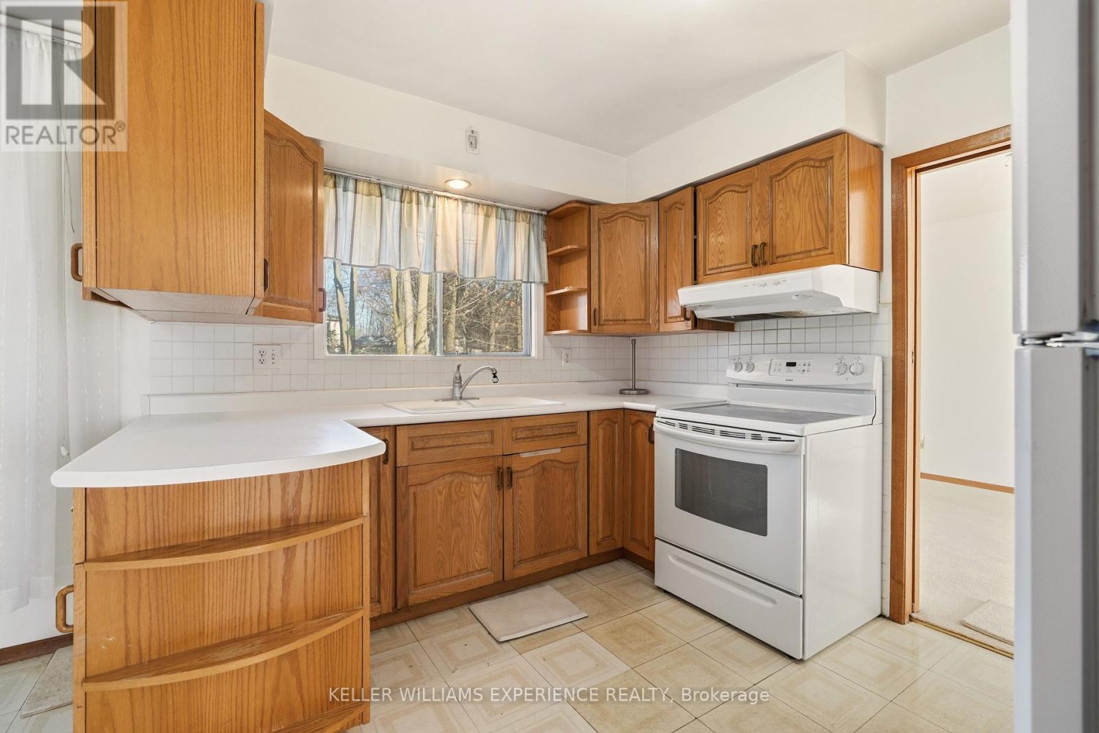 48 Cundles Road E, Barrie, Ontario  L4M 2Z7 - Photo 14 - S12582466