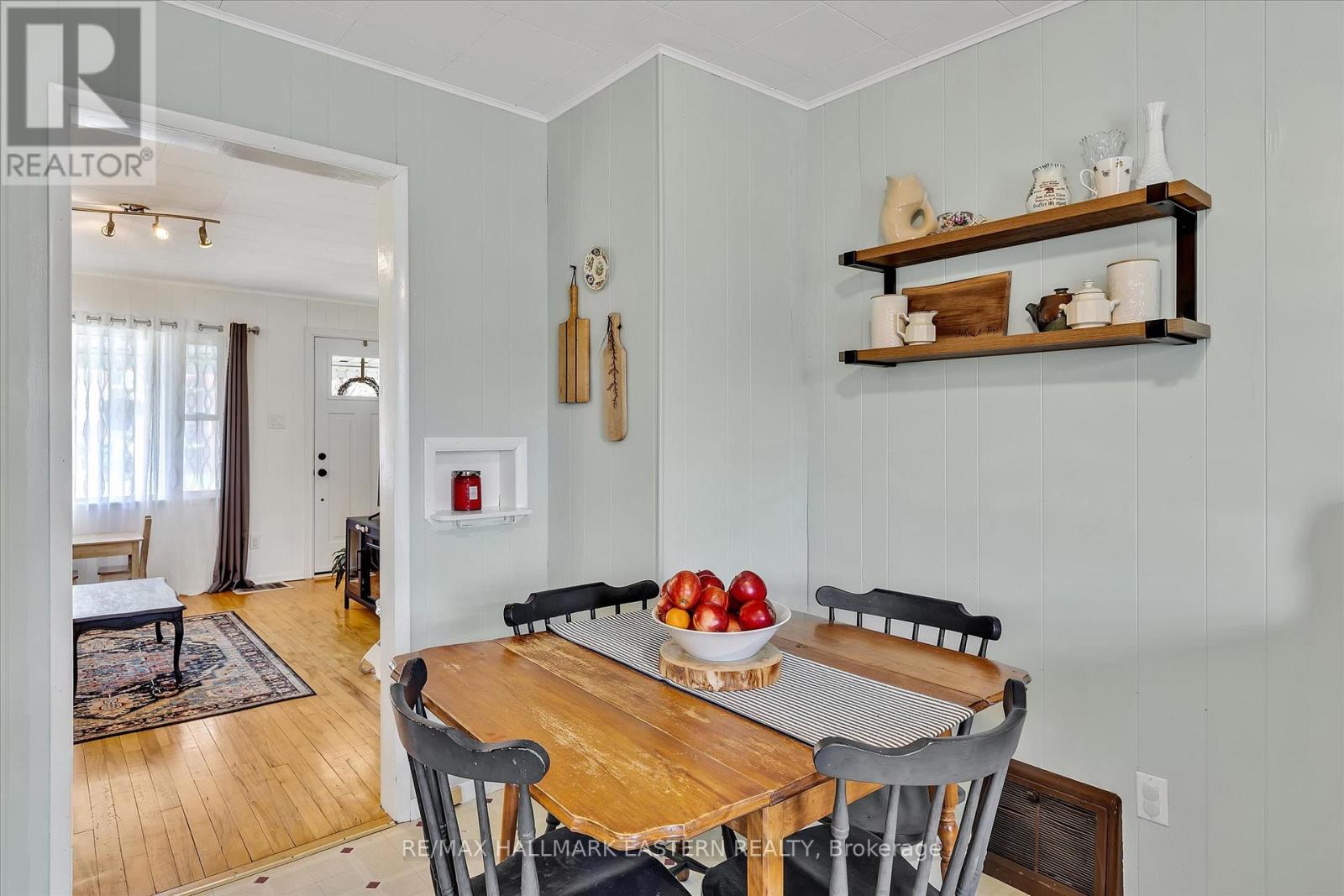 706 Monaghan Road, Peterborough, Ontario K9J 5J8 - Photo 15 - X12582614