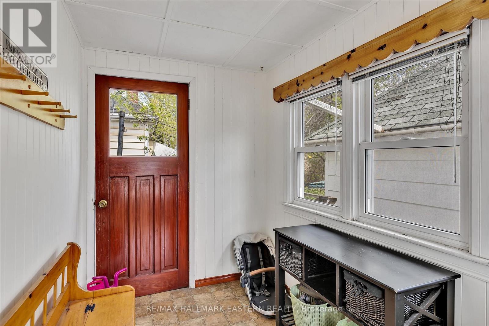 706 Monaghan Road, Peterborough, Ontario K9J 5J8 - Photo 25 - X12582614