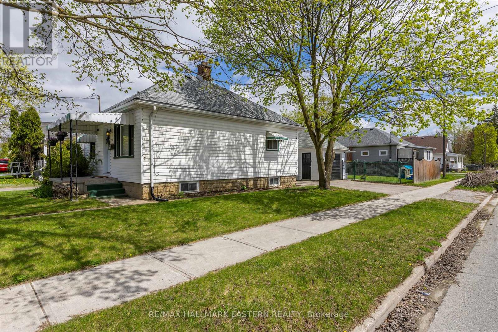 706 Monaghan Road, Peterborough, Ontario K9J 5J8 - Photo 35 - X12582614