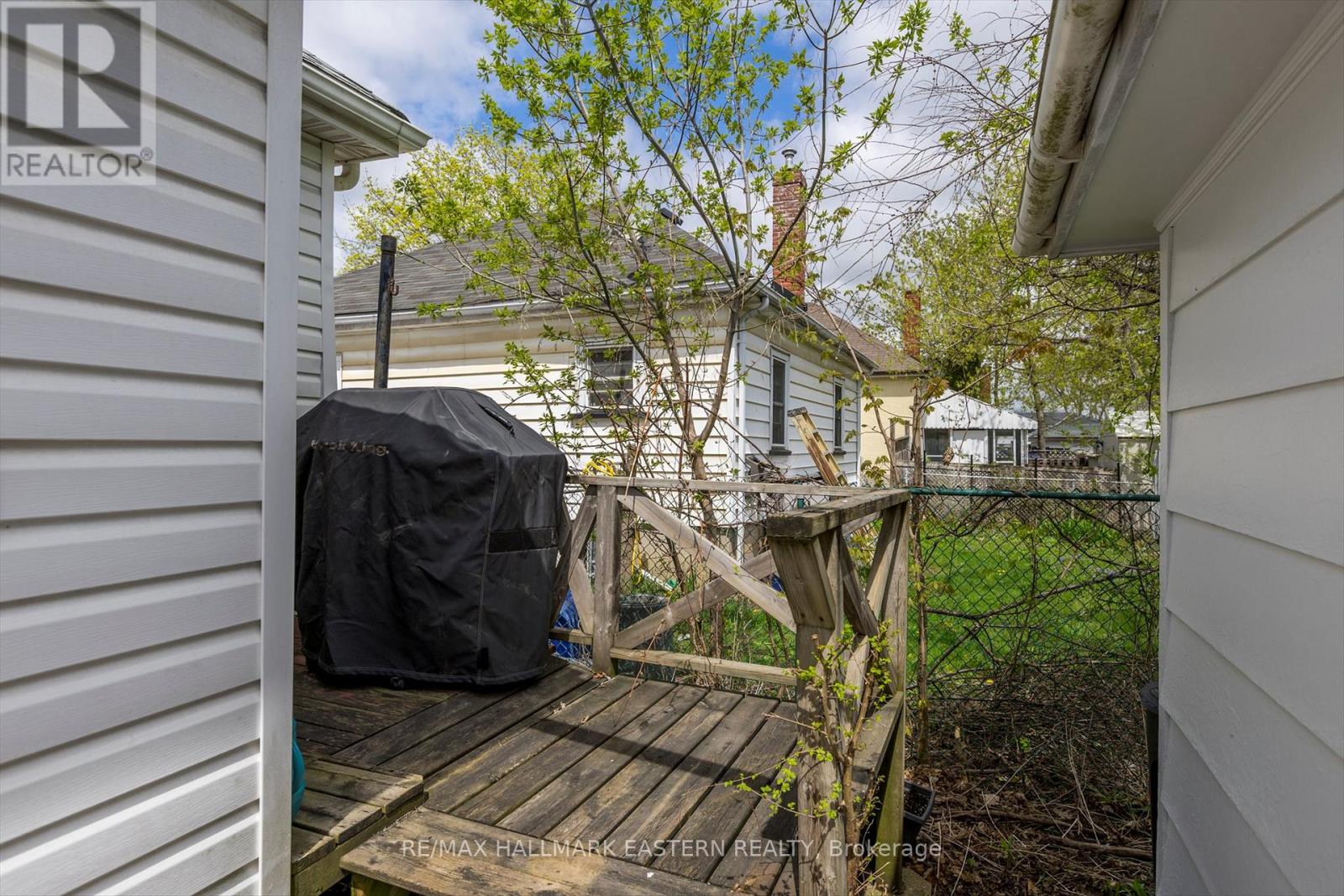 706 Monaghan Road, Peterborough, Ontario K9J 5J8 - Photo 39 - X12582614