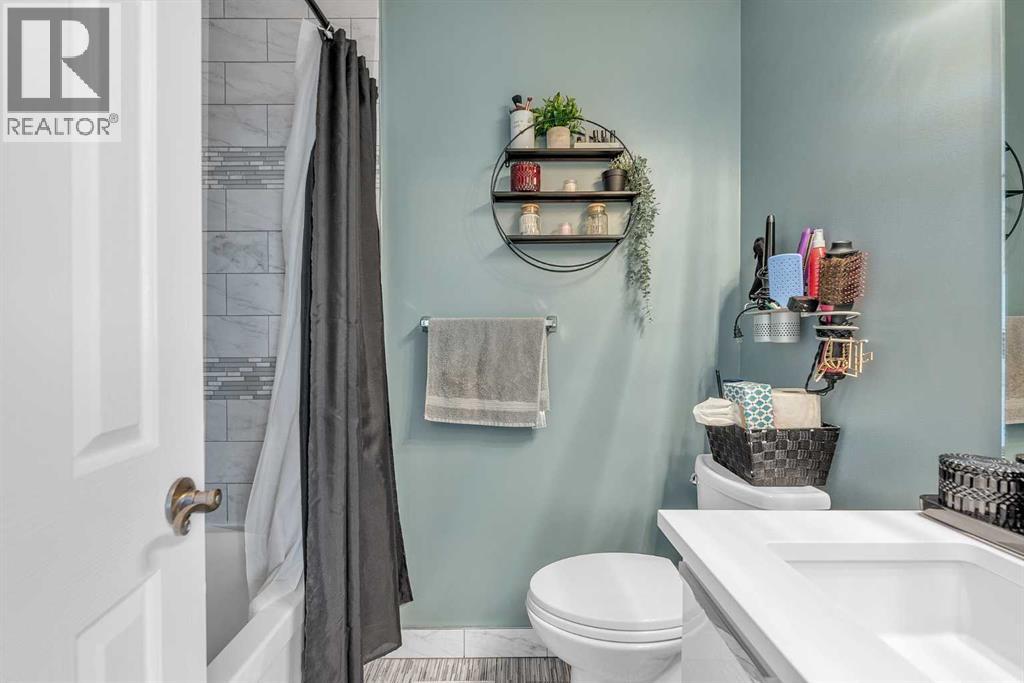 236 Mt. Aberdeen Close Se, Calgary, Alberta  T2Z 3N3 - Photo 16 - A2264063