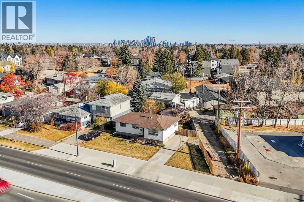 3452 37 Street SW, Calgary, Alberta